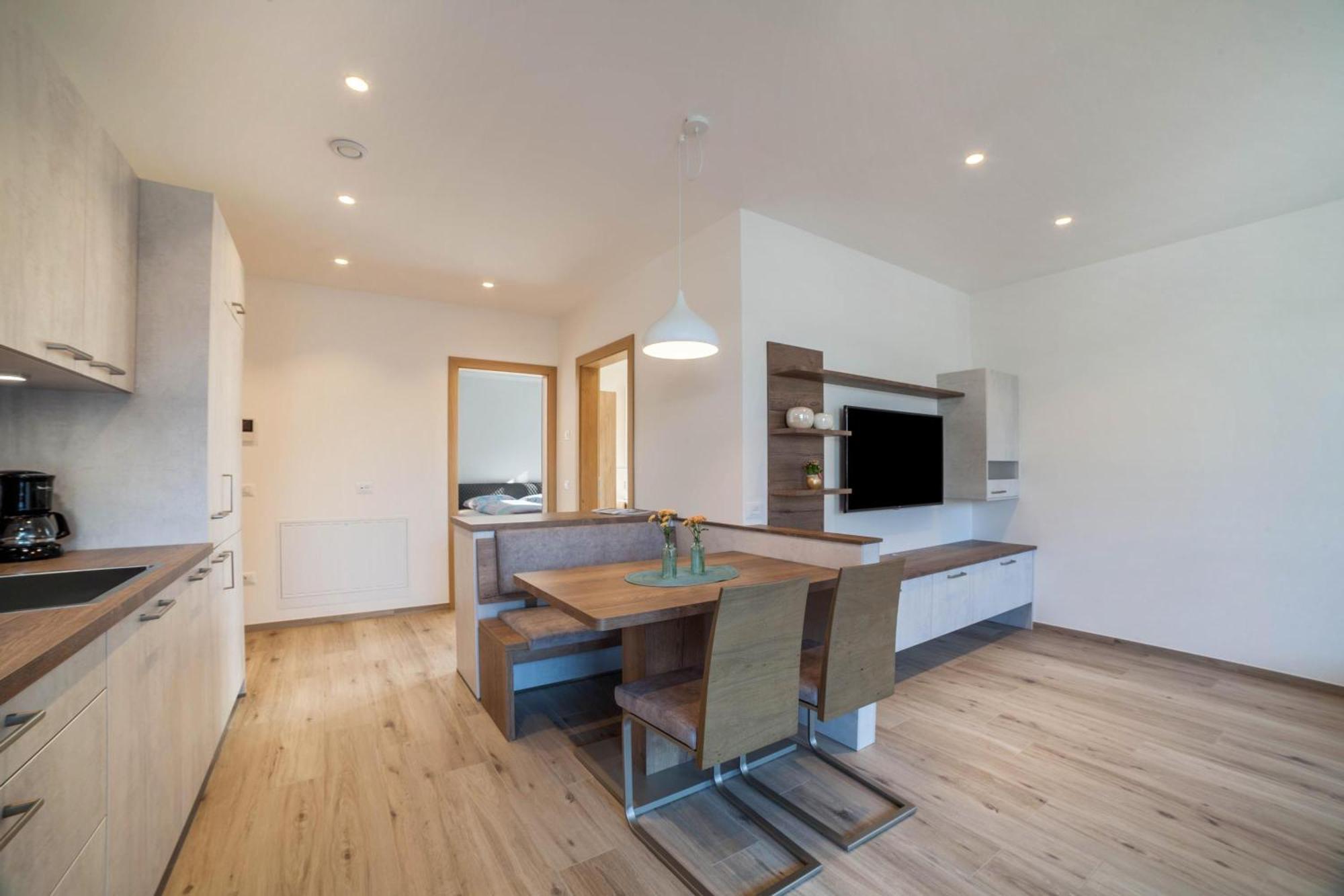 City Apartment Flora Мерано Экстерьер фото